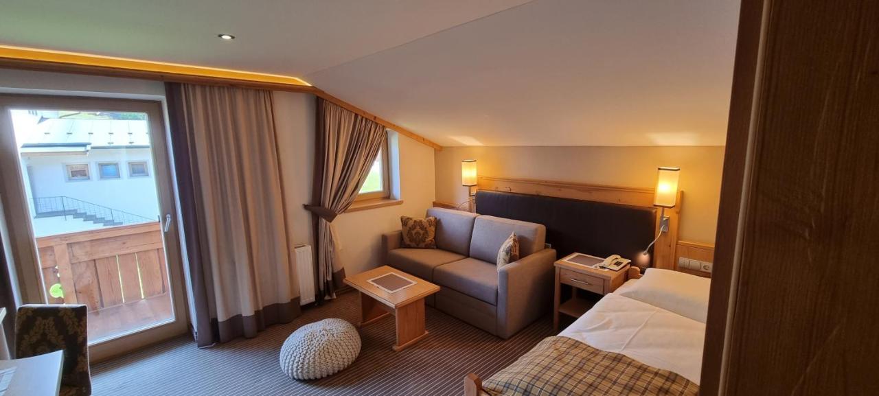 Hotel Bergkristall (Adults Only) Oberau Esterno foto